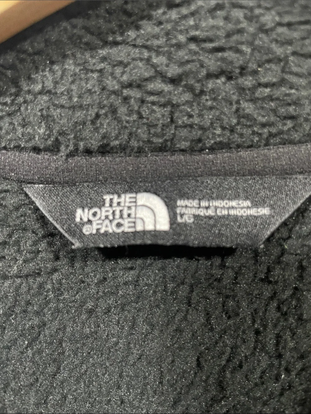 The North Face Men’s Black Full-Zip Fleece Jacket
